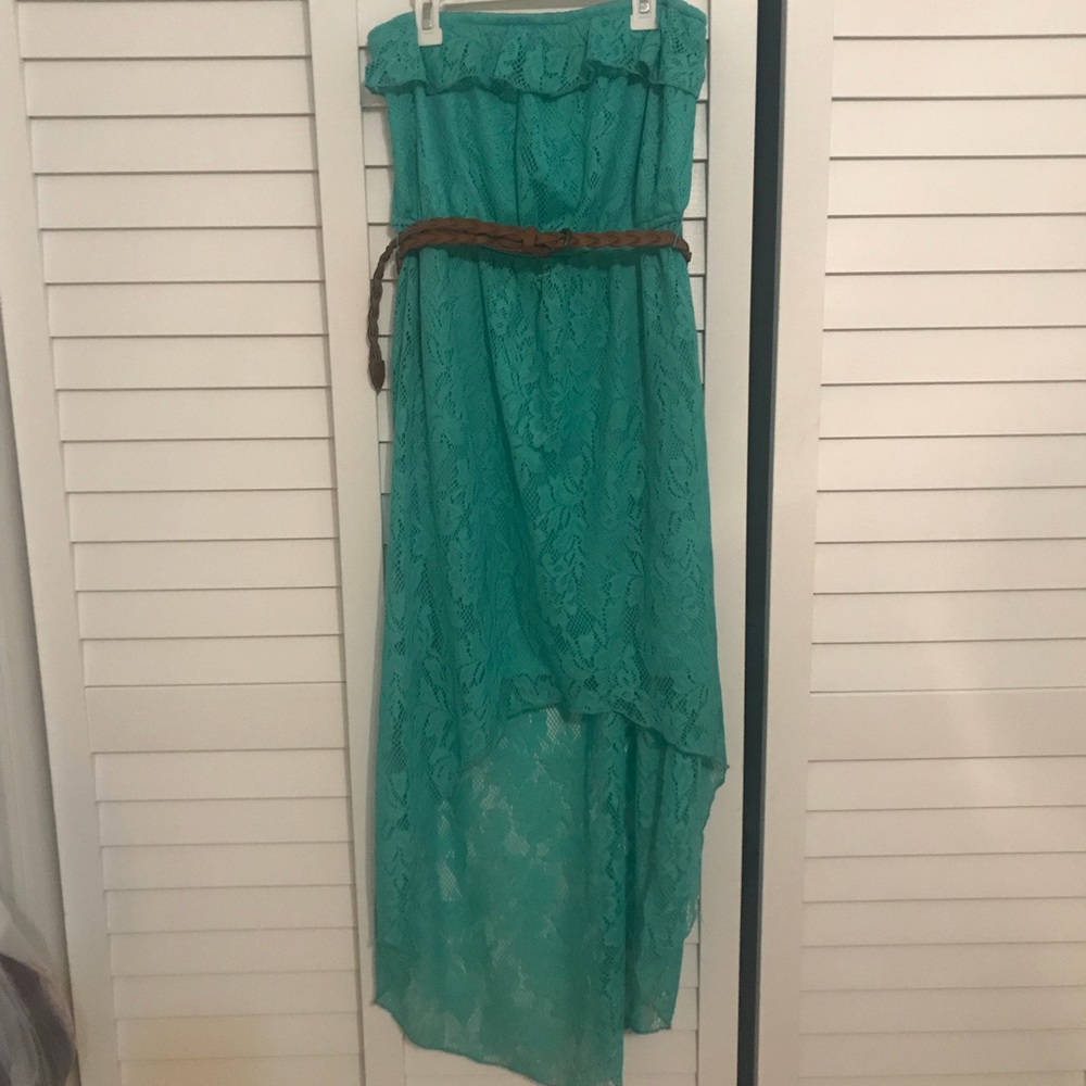 Green strapless dress